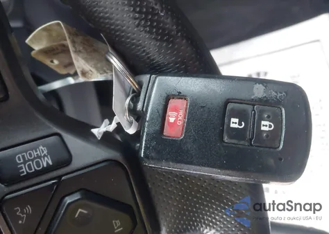 2017 Toyota Tacoma Trd Sport from USA, damaged, VIN 3TMCZ5AN1HM044141